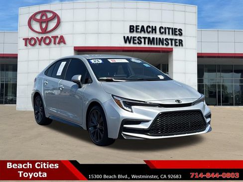 Certified 2025 Toyota Corolla SE FWD image 2