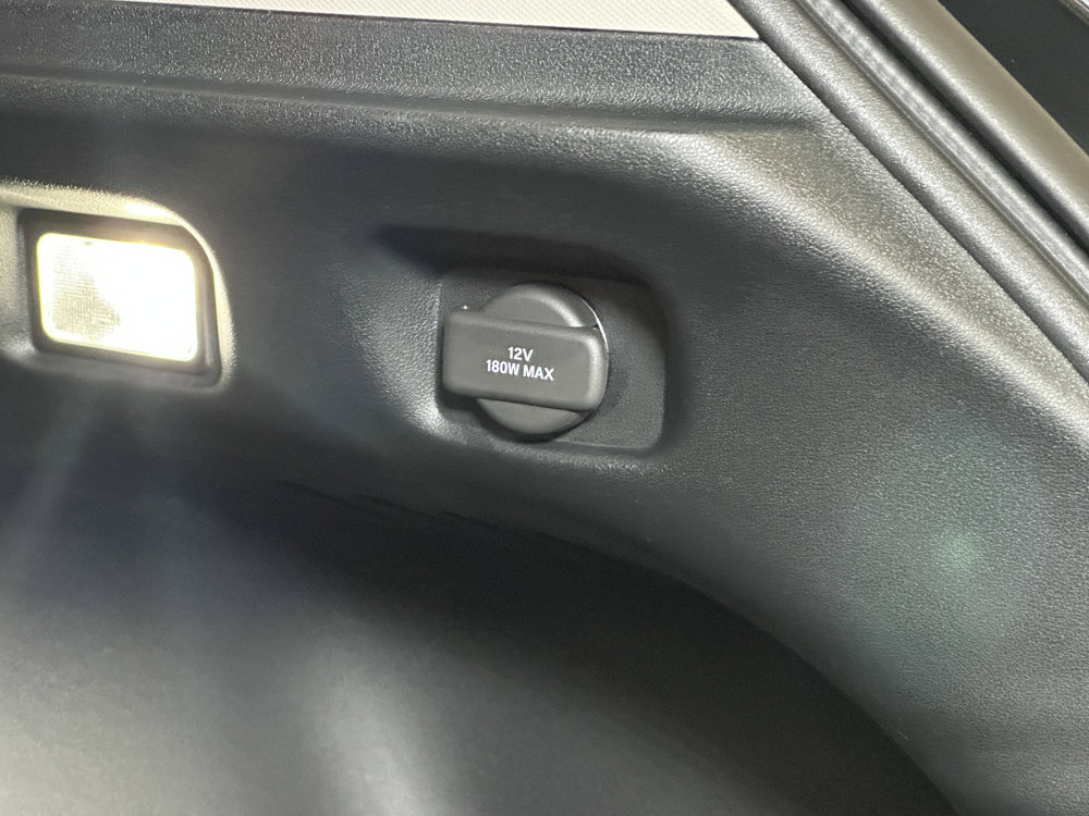 Used 2025 Honda HR-V LX image 18