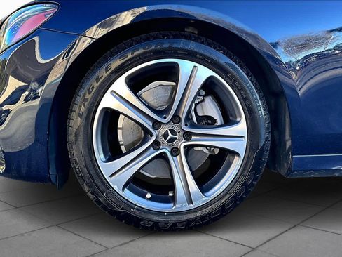 Used 2018 Mercedes-Benz E 300 image 10