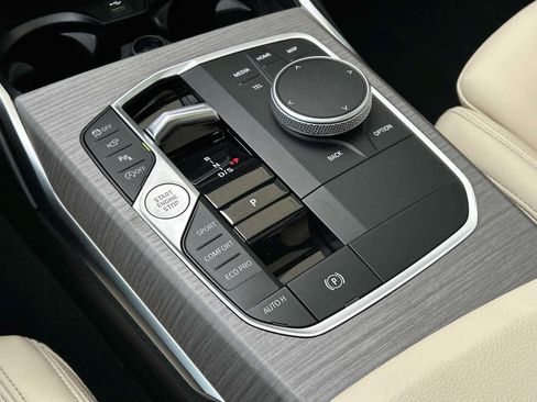 Used 2026 BMW 330i Sedan w/ Convenience Package RWD image 20