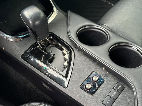 Used 2015 Toyota Avalon XLE Touring FWD image 20