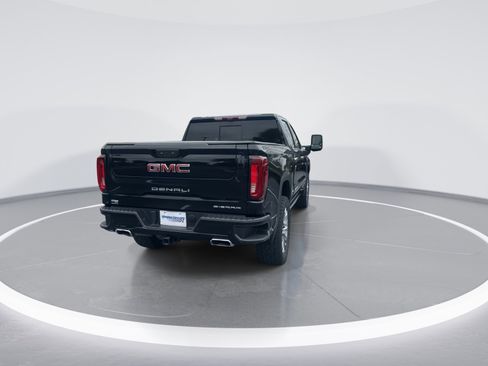 Used 2024 GMC Sierra 1500 Denali w/ Denali Reserve Package AWD/4WD image 8