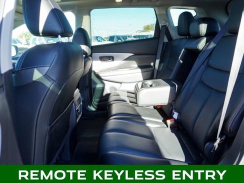 Used 2024 Nissan Murano SL image 9