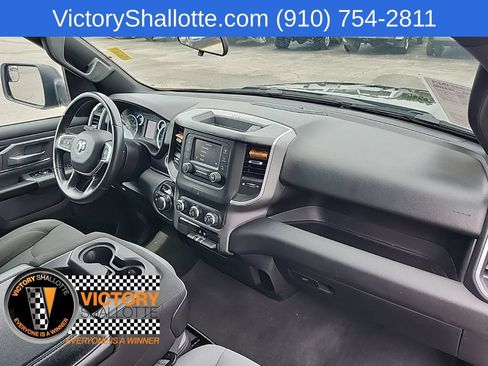 Used 2022 RAM 1500 Big Horn AWD/4WD image 30