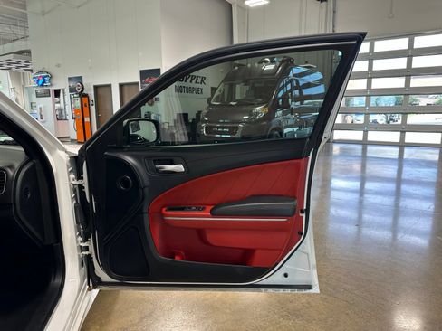 Used 2022 Dodge Charger Scat Pack RWD image 42