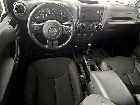 Used 2018 Jeep Wrangler Unlimited Sport S AWD/4WD image 12