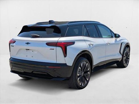 New 2025 Chevrolet Blazer EV RS image 2