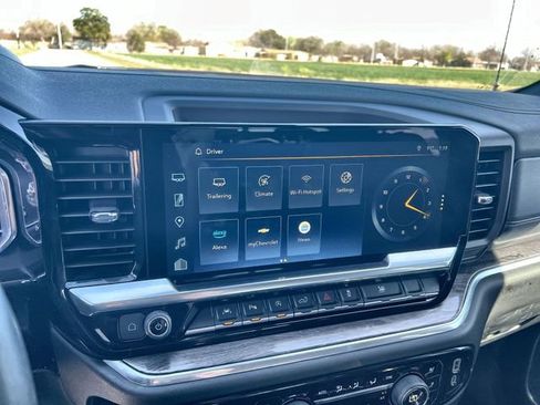 Used 2024 Chevrolet Silverado 1500 LTZ w/ Technology Package image 13