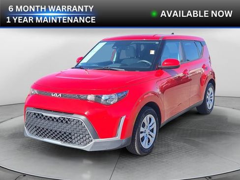 Used 2024 Kia Soul LX FWD image 1