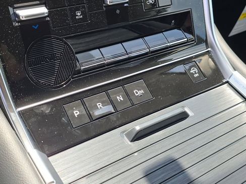 New 2026 Nissan Armada SV image 26