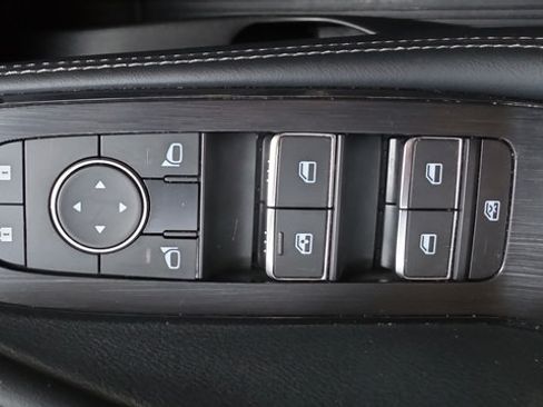 Used 2024 Nissan Rogue Platinum w/ Platinum Premium Package AWD/4WD image 15