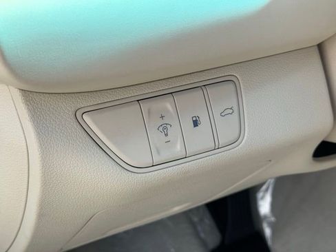 New 2026 Genesis G70 2.5T Prestige AWD/4WD image 14
