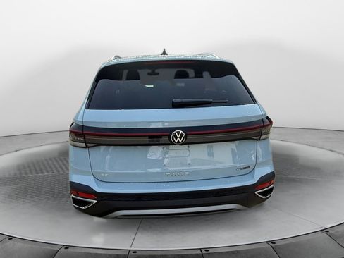New 2026 Volkswagen Taos SE AWD/4WD image 6
