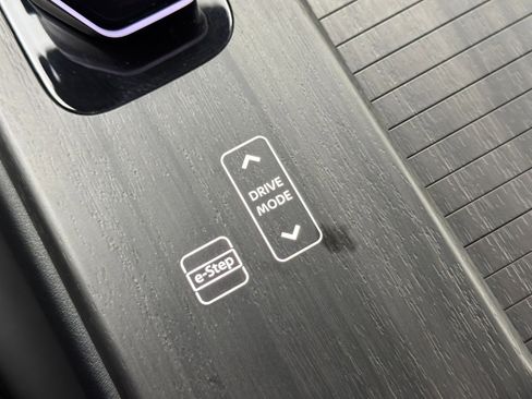 Used 2023 Nissan Ariya Engage image 29