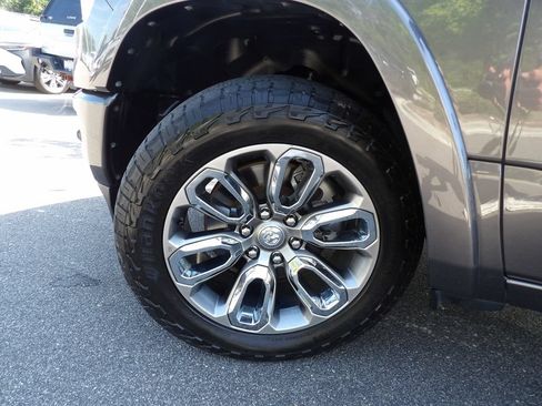 Used 2020 RAM 1500 Laramie w/ Sport Appearance Package AWD/4WD image 28