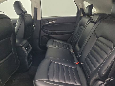 Used 2024 Ford Edge SEL image 18
