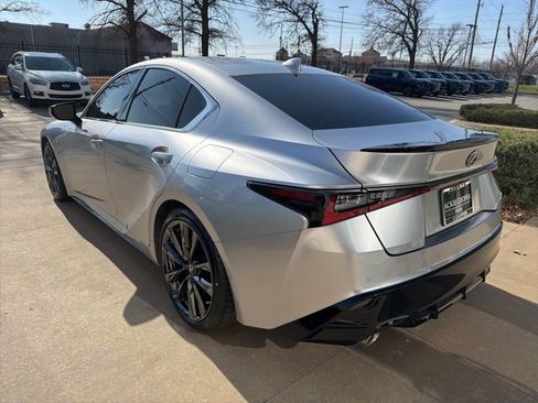 Used 2022 Lexus IS 350 F Sport image 4