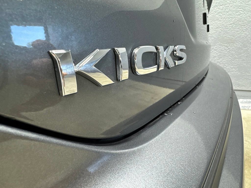Used 2025 Nissan Kicks Play S FWD image 21