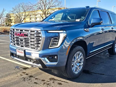 New 2026 GMC Yukon XL Denali w/ Sun & Power Step Package image 10