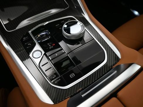 New 2026 BMW X6 M60i image 4