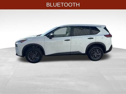 Used 2021 Nissan Rogue S FWD image 4