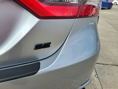 Used 2024 Toyota Camry SE w/ Convenience Package image 7