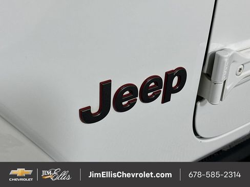 Used 2020 Jeep Gladiator Rubicon image 30