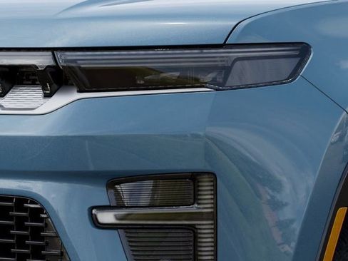 New 2026 Jeep Grand Wagoneer 4WD image 10