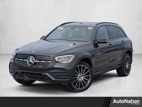 Used 2021 Mercedes-Benz GLC 300 image 1