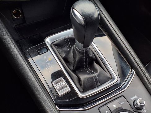 Used 2018 MAZDA CX-5 Touring w/ Preferred Equipment Package image 12