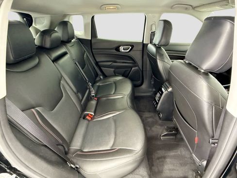 Used 2022 Jeep Compass Trailhawk w/ Trailhawk Elite Group AWD/4WD image 21