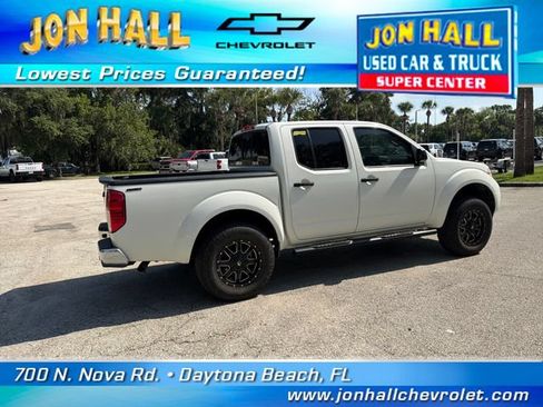 Used 2019 Nissan Frontier SV RWD image 11