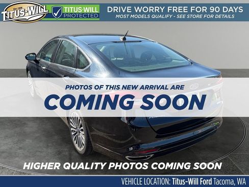 Used 2017 Ford Fusion SE w/ Fusion SE Technology Package AWD/4WD image 3