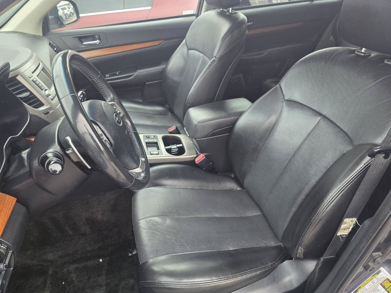 Used 2013 Subaru Outback 2.5i Limited w/ Moonroof Pkg AWD/4WD image 7