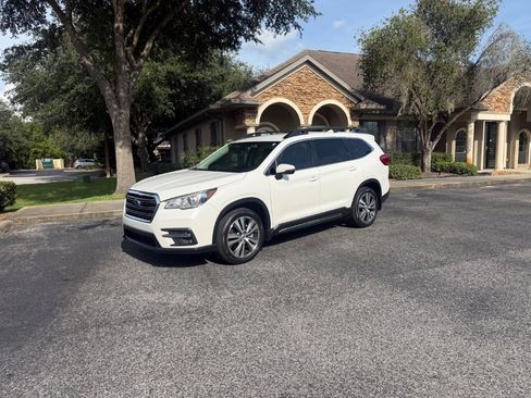 Used 2021 Subaru Ascent Limited AWD/4WD image 3