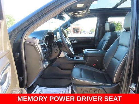 Used 2023 GMC Yukon SLT w/ SLT Luxury Package AWD/4WD image 20