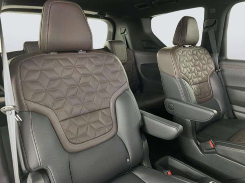 New 2025 Nissan Armada Platinum Reserve AWD/4WD image 35