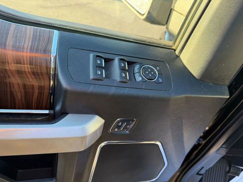 Used 2016 Ford F150 Lariat w/ Equipment Group 502A Luxury image 21