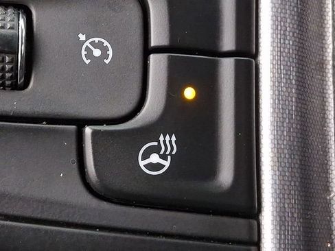 Used 2023 GMC Sierra 1500 SLE image 27