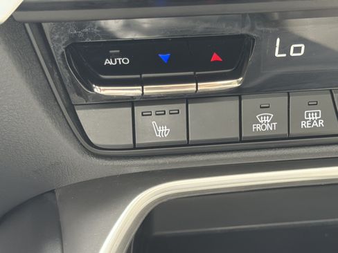 Used 2025 MAZDA CX-90 Plug-In Hybrid w/Premium Sport AWD/4WD image 32