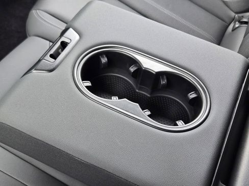 Certified 2025 Audi Q5 Prestige image 39