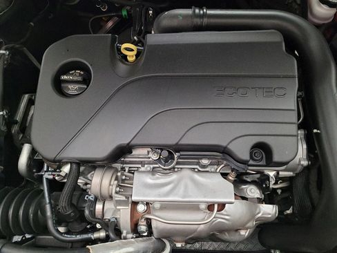 Used 2022 Chevrolet Malibu RS image 30