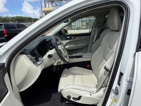 Certified 2024 Volvo XC60 B5 Ultimate AWD/4WD image 13