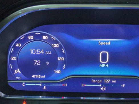 Used 2022 Chevrolet Tahoe LT w/ Luxury Package RWD image 27