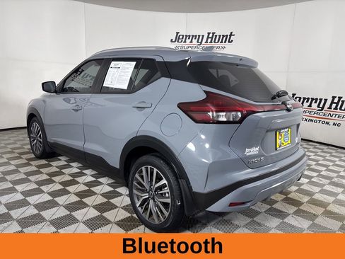 Used 2024 Nissan Kicks SV image 7