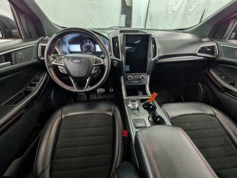 Certified 2023 Ford Edge ST-Line image 11