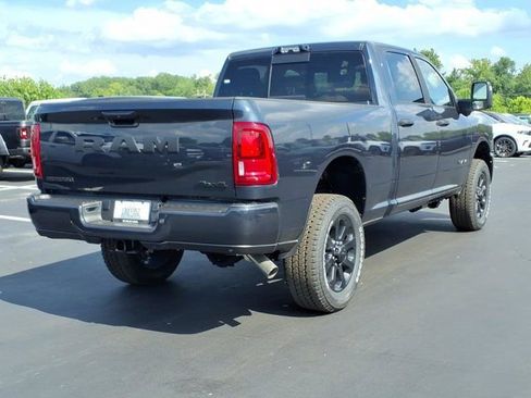 New 2026 RAM 2500 Big Horn AWD/4WD image 15