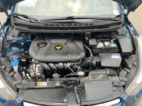 Used 2014 Hyundai Elantra SE w/ Option Group 02 FWD image 21