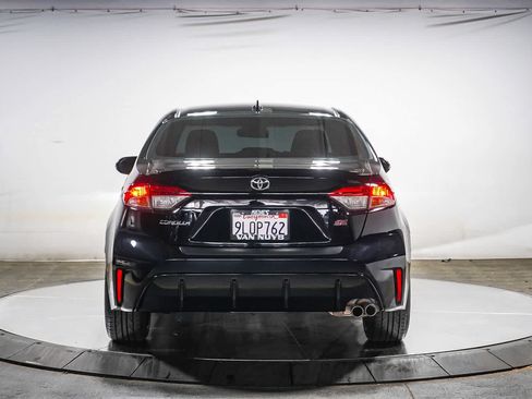 Used 2024 Toyota Corolla SE w/ SE Premium Package FWD image 10