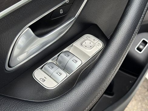 Used 2022 Mercedes-Benz GLE 350 4MATIC image 23